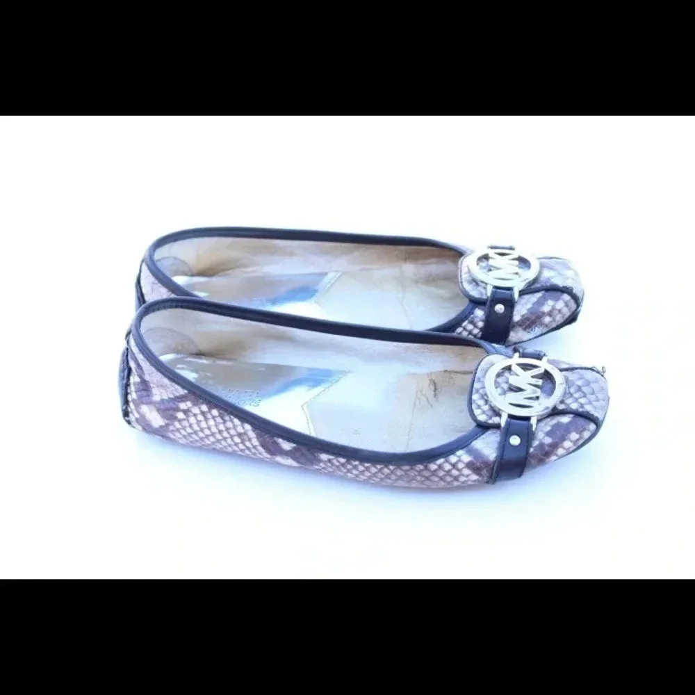 Michael Kors flats